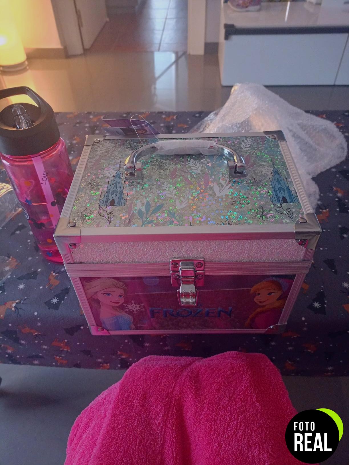 disney-frozen-set-maquillaje-3-anios-foto-2