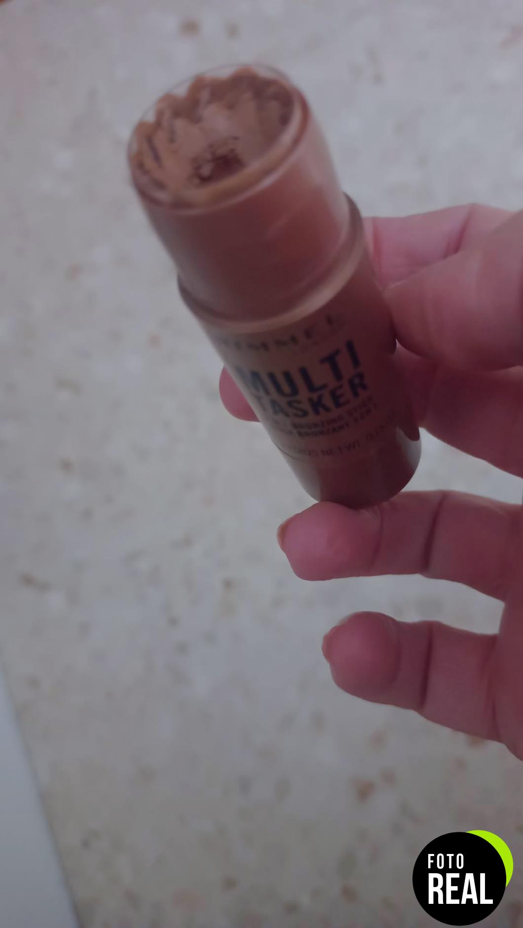 rimmel-multitasker-bronzing-stick-light-001-foto-1